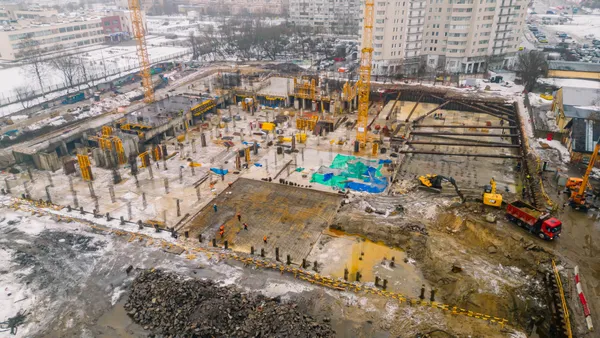 «Галерная гавань» — перешли к монолиту